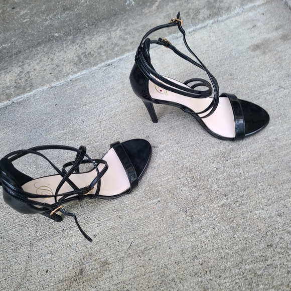 Delicious heels - Picture 1 of 2